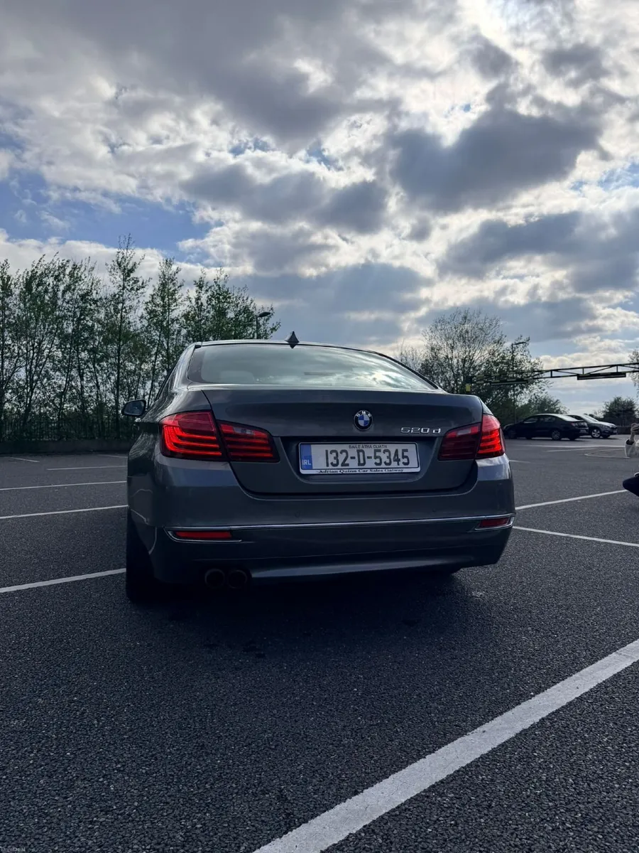 BMW 5-Series 2013 - Image 3