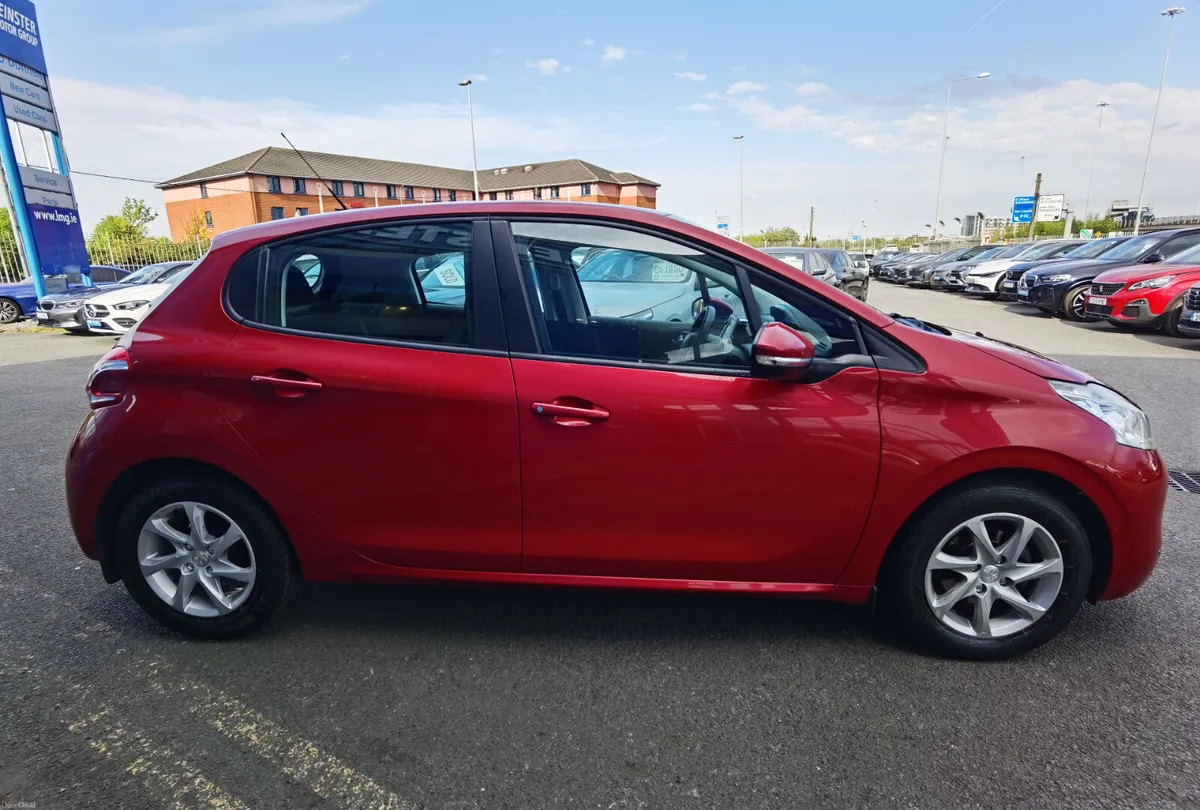 PEUGEOT 208 1.2 ACTIVE - Image 4