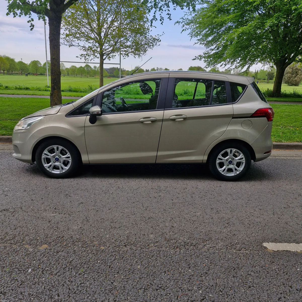 Ford B-Max 2016 1 Owner Full History - Image 3