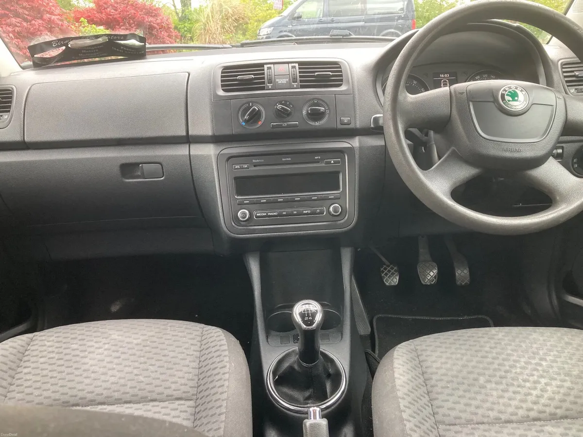 Skoda Fabia 2011 - Image 3