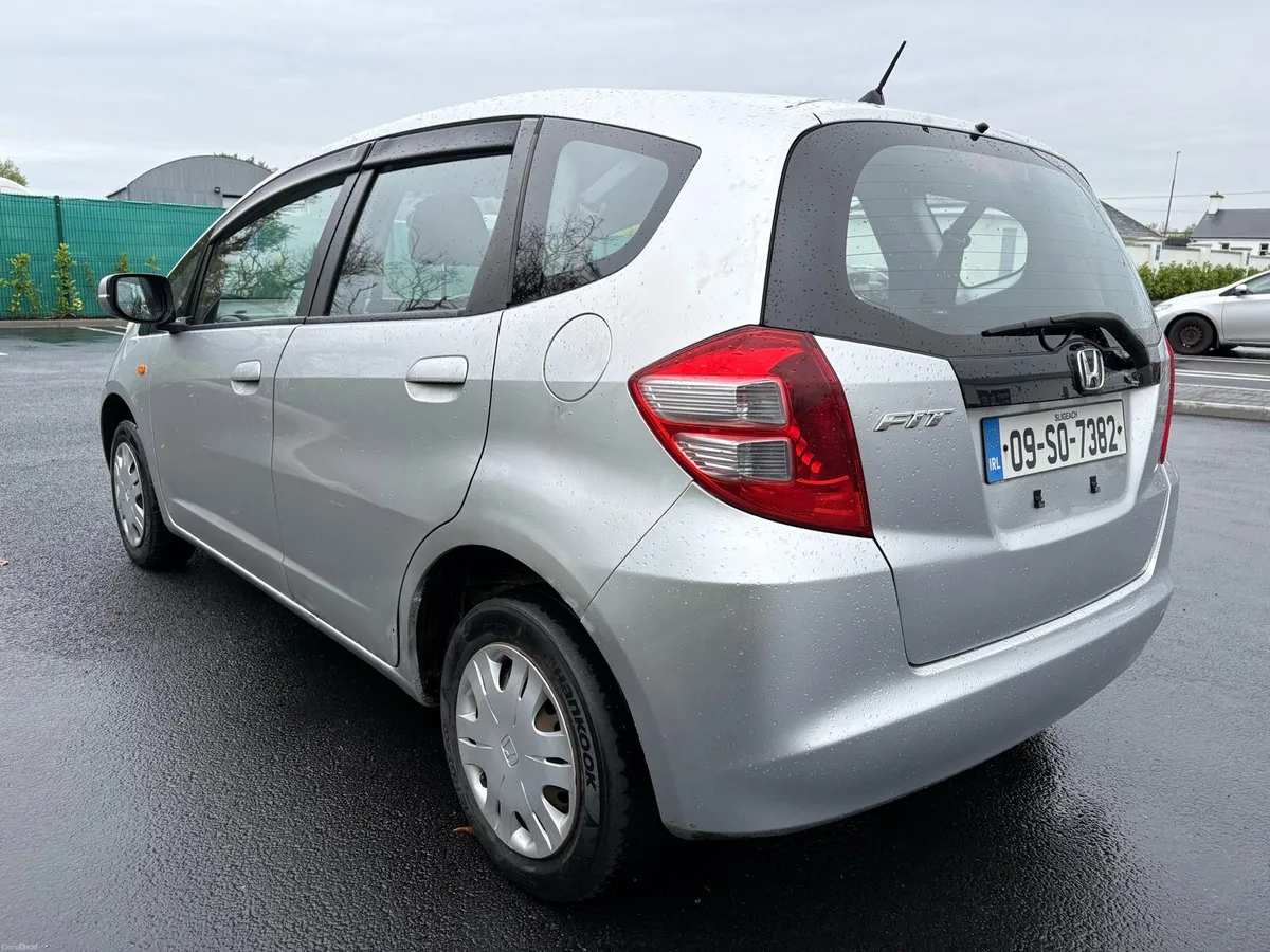 2009 Honda Jazz/Fit 1.3 Petrol Automatic - Image 2