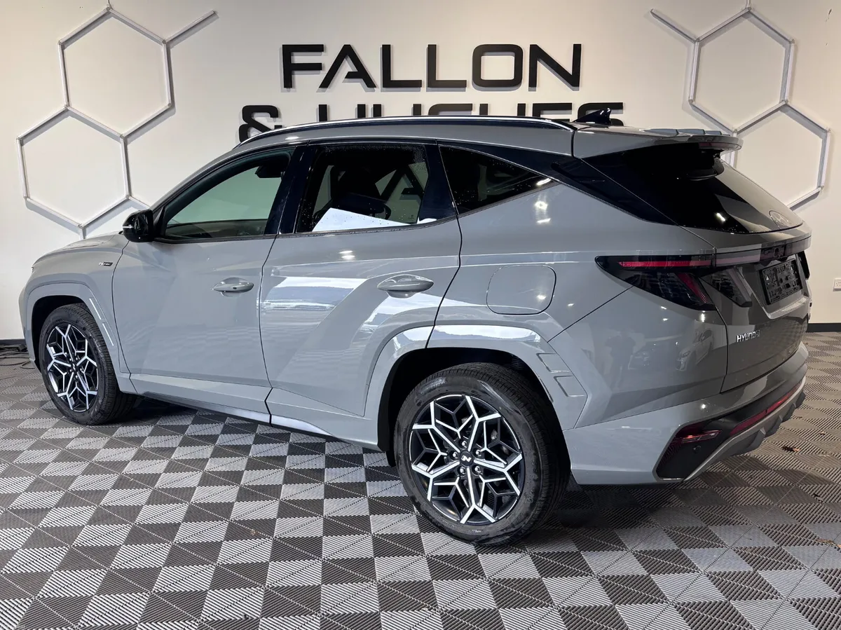 2023 Hyundai Tucson  N LINE T-GDI HEV - Image 4
