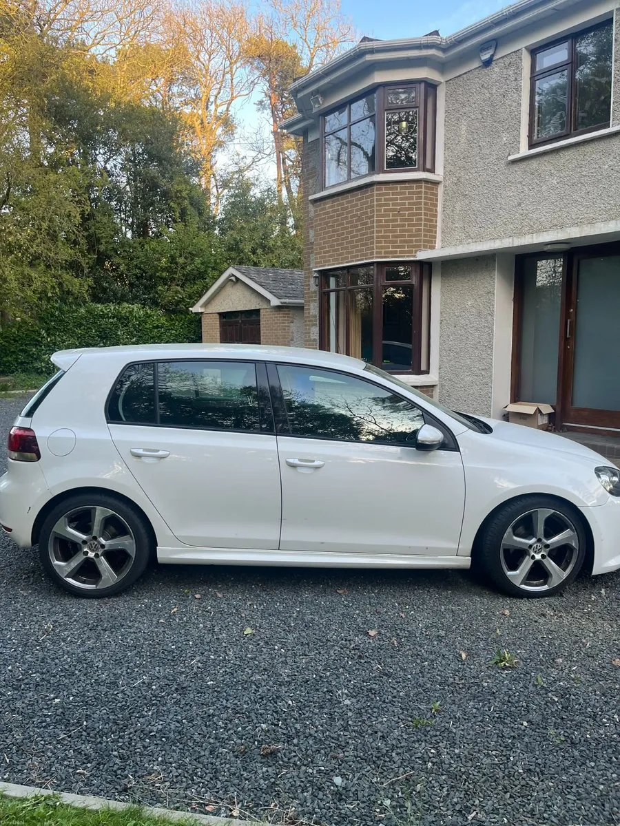 Volkswagen Golf 2011 - Image 3