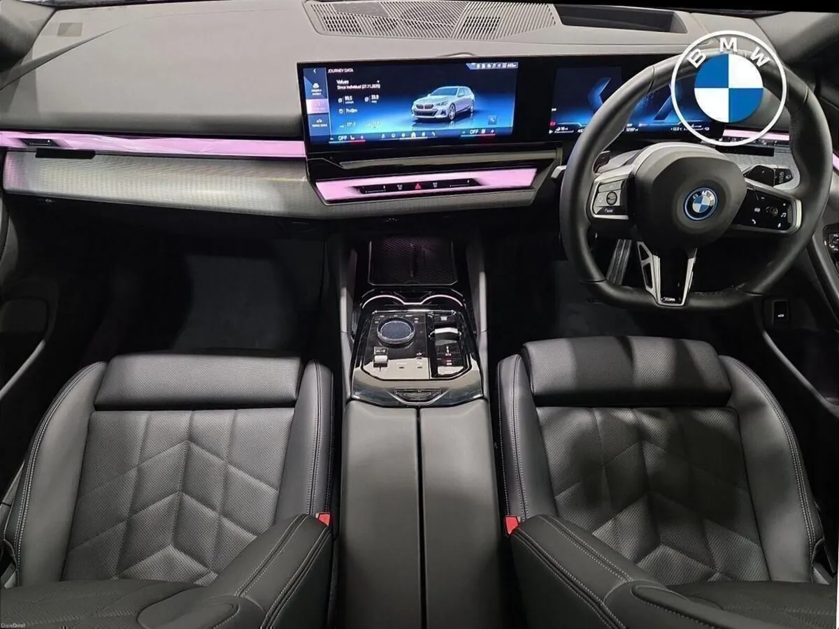 BMW 5-Series 530e M Sport Touring - Image 4