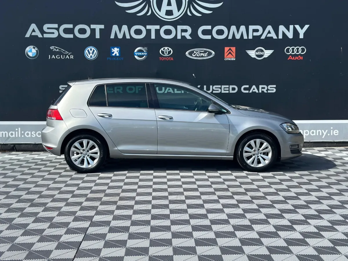 Volkswagen Golf Automatic 1.2 - Image 5