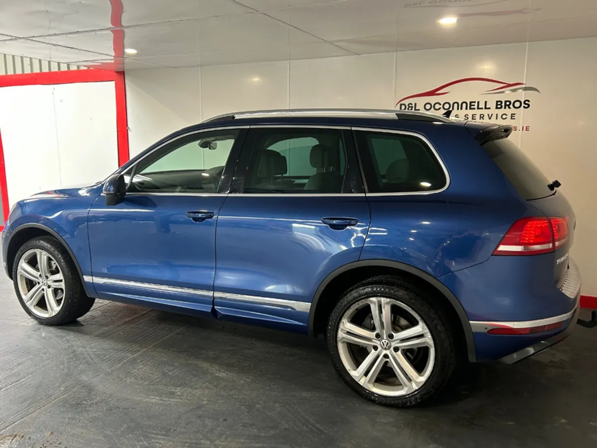 Volkswagen Touareg CV 3.0 TDI 262B 262BHP V6 5DR - Image 4