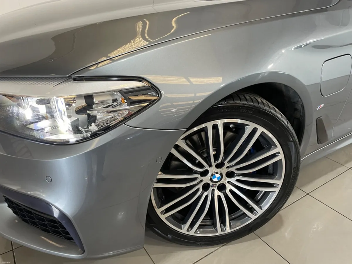 BMW 5-Series 530E M SPORT 4DR AUTO - Image 3