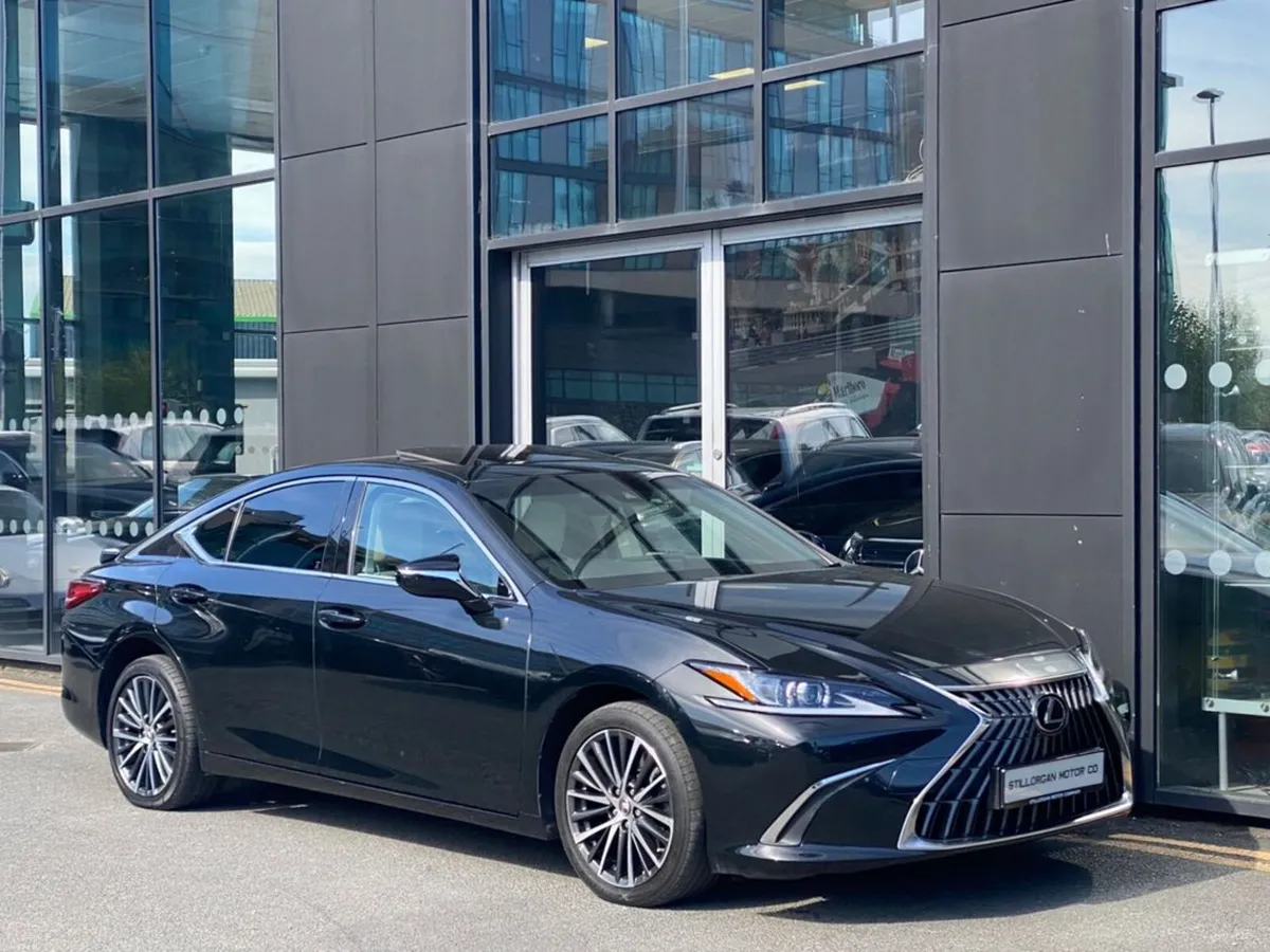 Lexus ES Premium Edition Hybrid Auto - Image 3