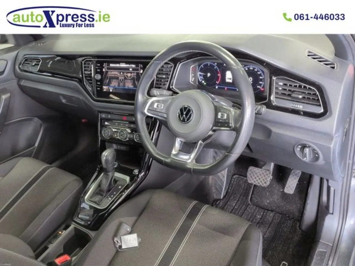 Volkswagen T-Roc 2.0 TDI BLACK STYLE, Reversing ca - Image 2