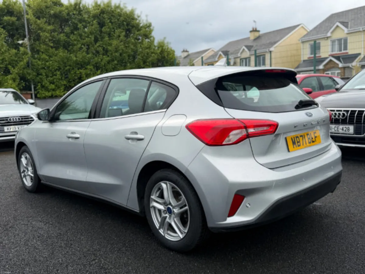 Ford Focus ZETEC TDCI - Image 3