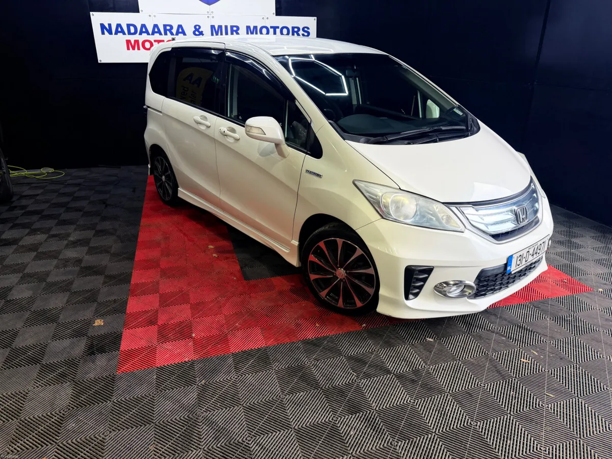 Honda Freed 2013 - Image 2