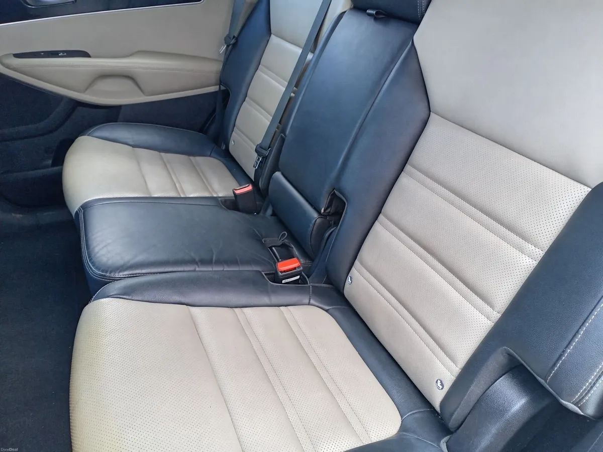 Kia Sorento 2016 - Image 2