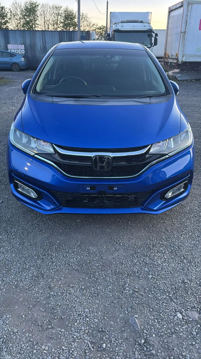 Honda fit 20017 - Image 3