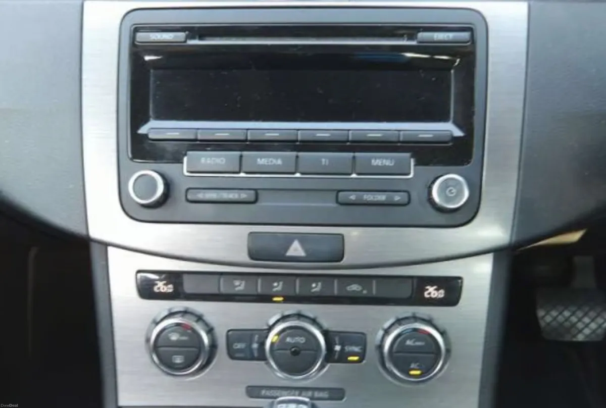 2012 VW Passat, 1.4 Petrol, Automatic - Image 5