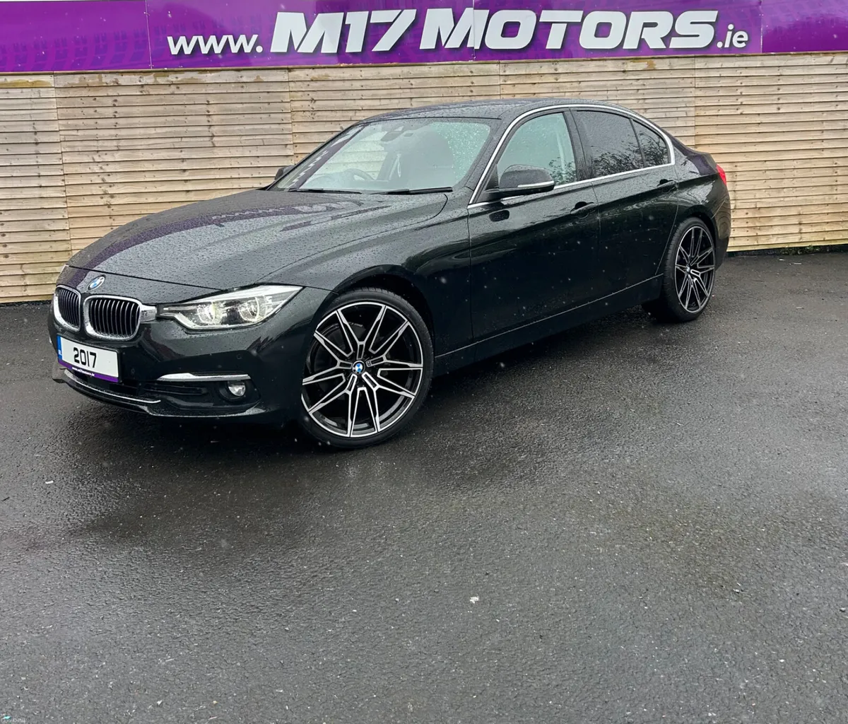 2017 BMW 320d, Upgraded Alloys - Image 3