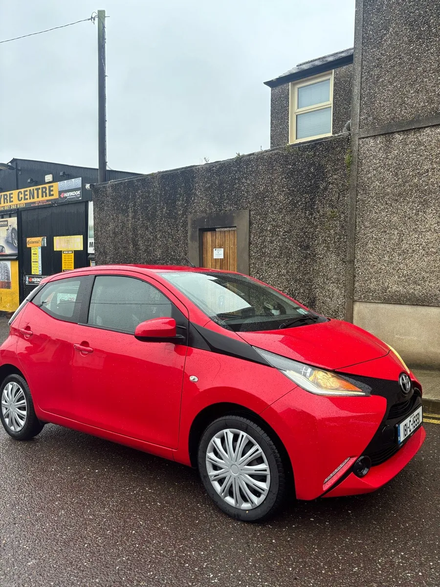 Toyota Aygo 2018 - Image 2