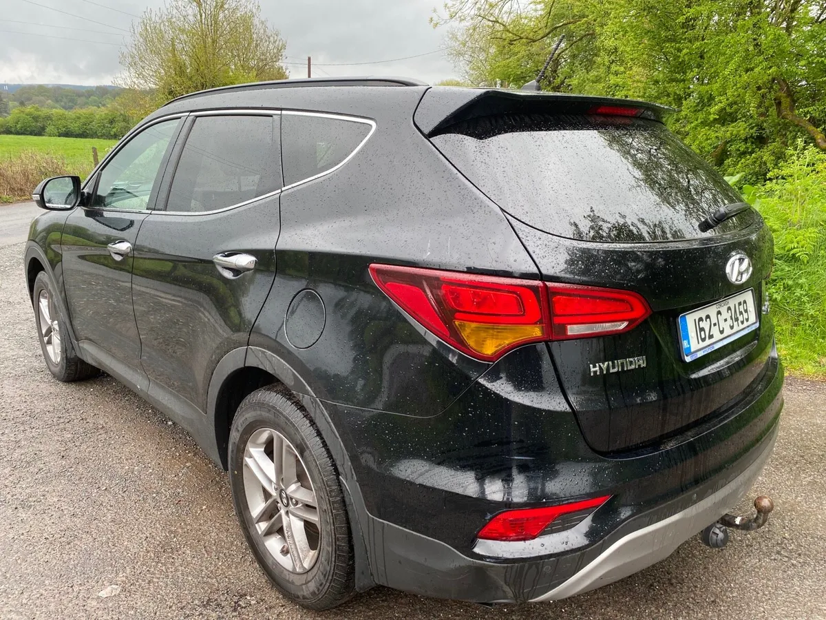 162 HYUNDAI SANTA FE 4WD 7 SEATER 11/26 NCT - Image 4