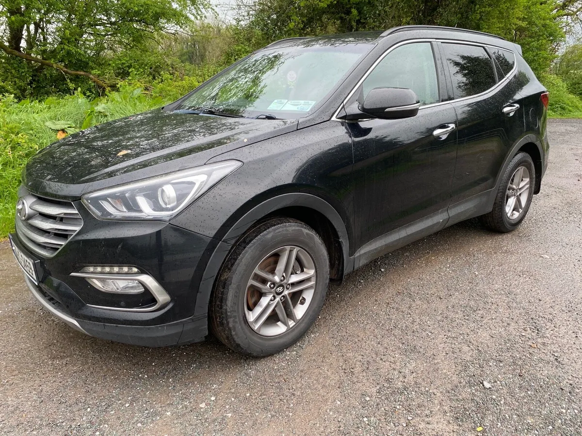 162 HYUNDAI SANTA FE 4WD 7 SEATER 11/26 NCT - Image 3