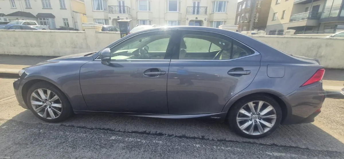 Lexus IS 2013H - Image 3