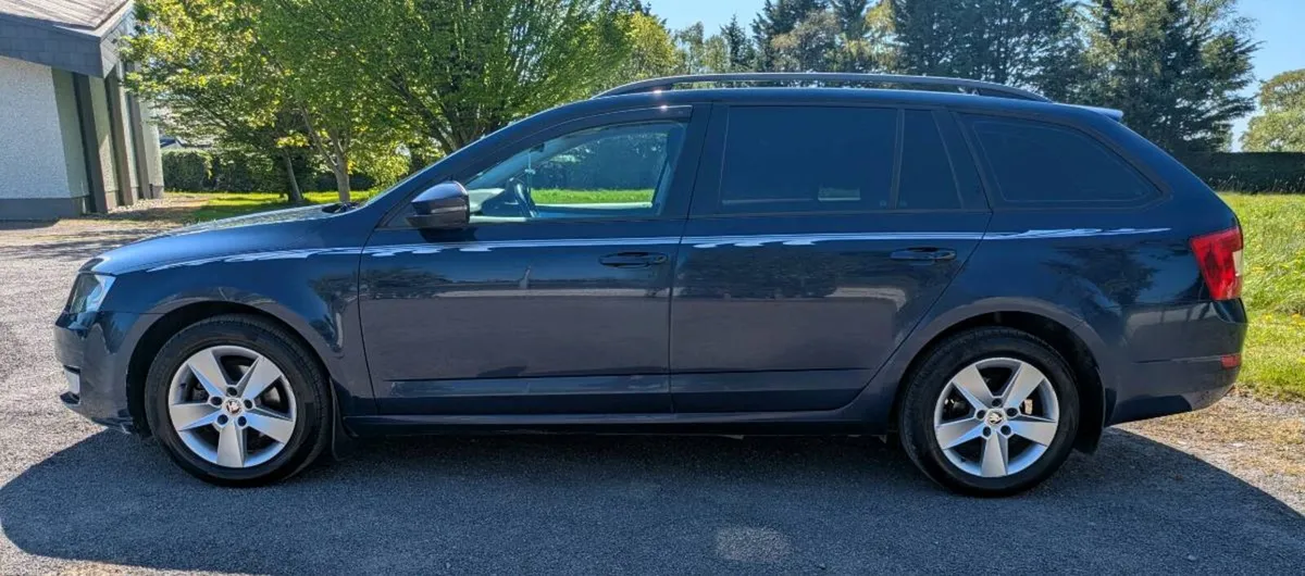 SKODA OCTAVIA AMBITION 2016 TAX & NCT - Image 4