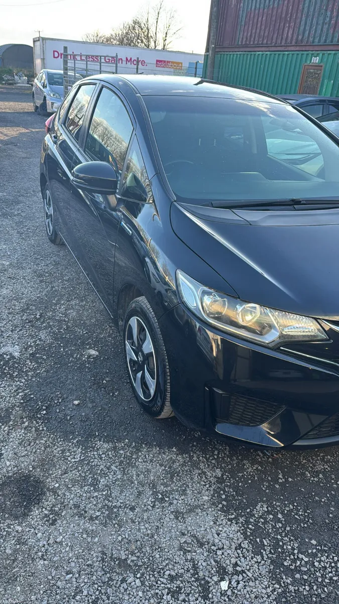 Honda Fit 2016 - Image 6