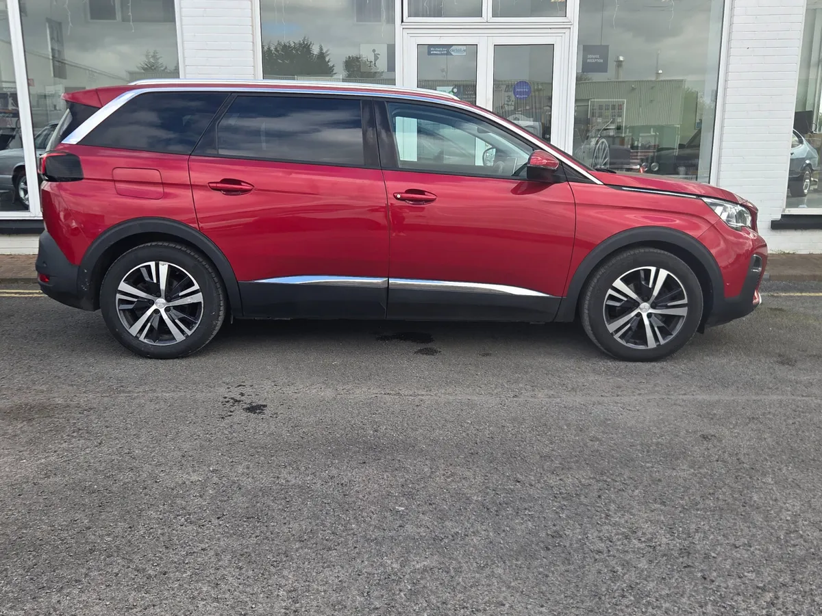 Peugeot 5008 2020 - Image 3