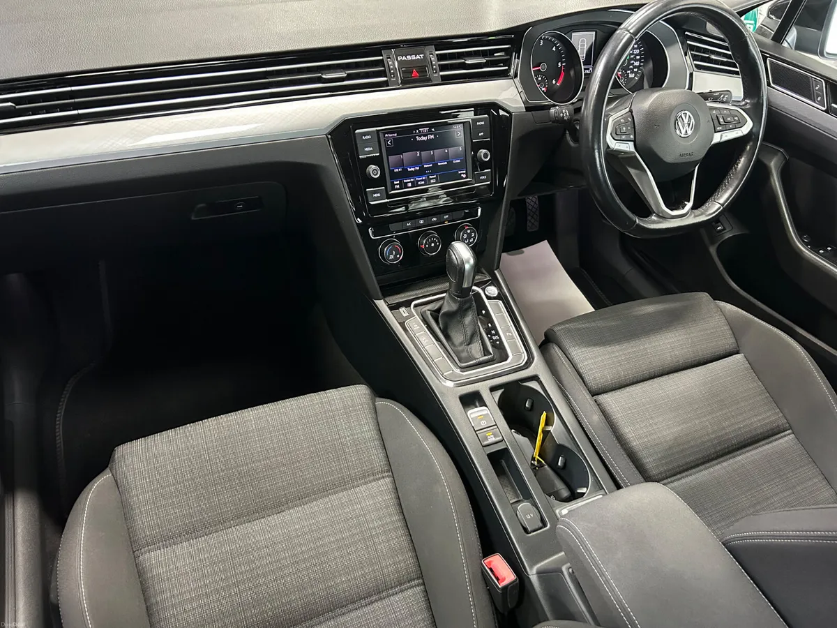 2020 Volkswagen Passat Diesel Automatic - Image 2