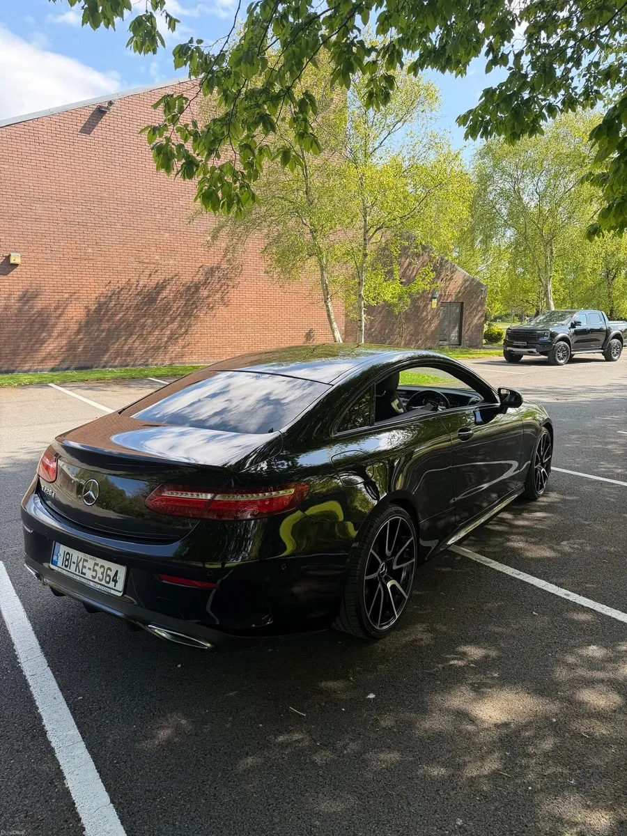 Car - Image 2