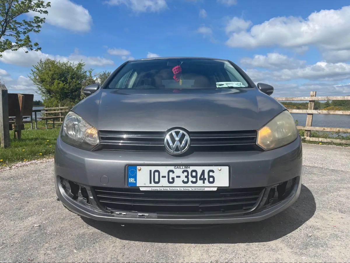 Volkswagen Golf 2010 - Image 2