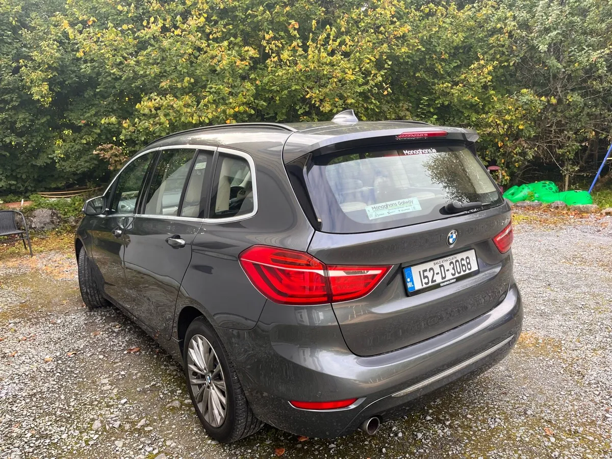 AUTOMATIC- 7 SEATER - LUXURY SPEC - Image 4