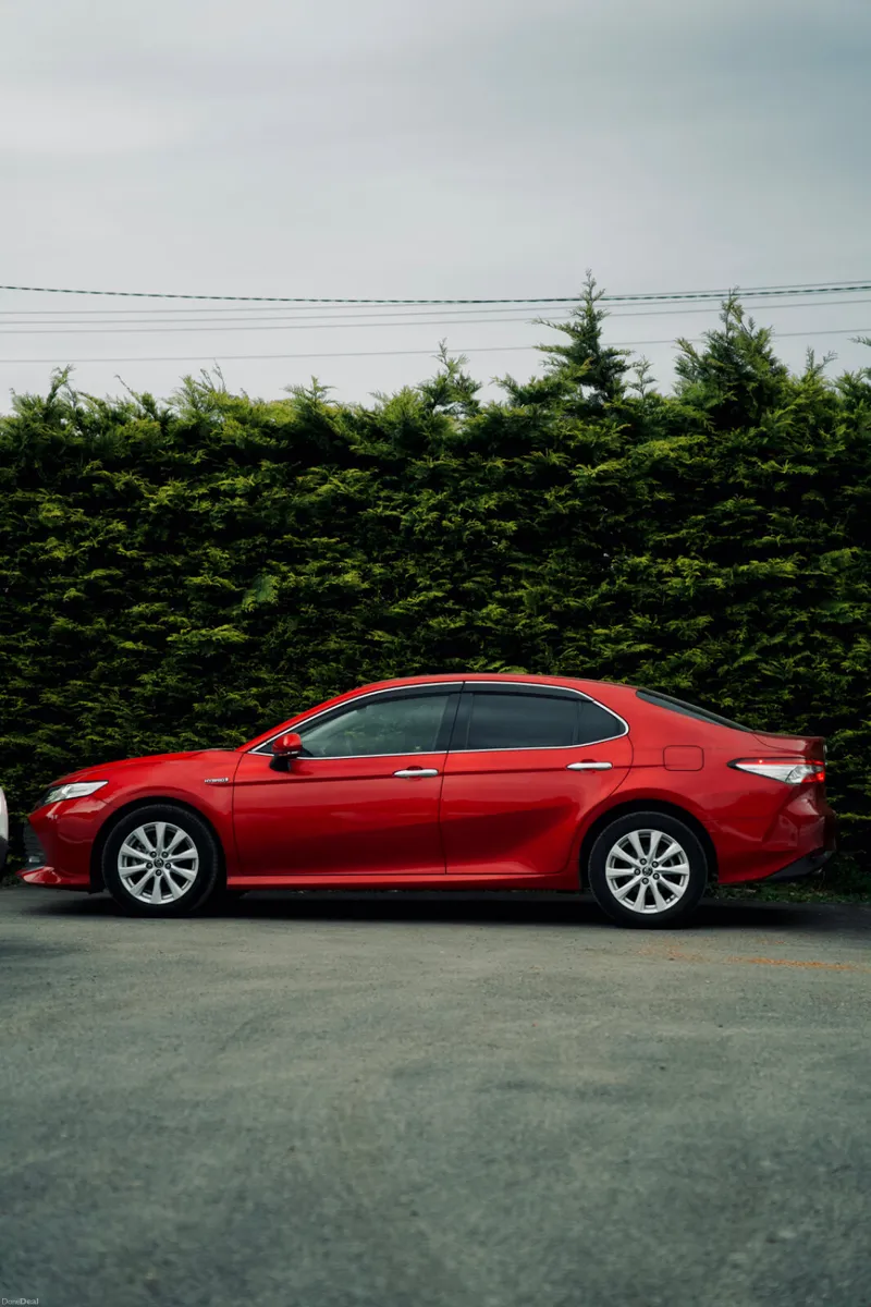 Toyota Camry 2.5 4D G 2017 - Image 2