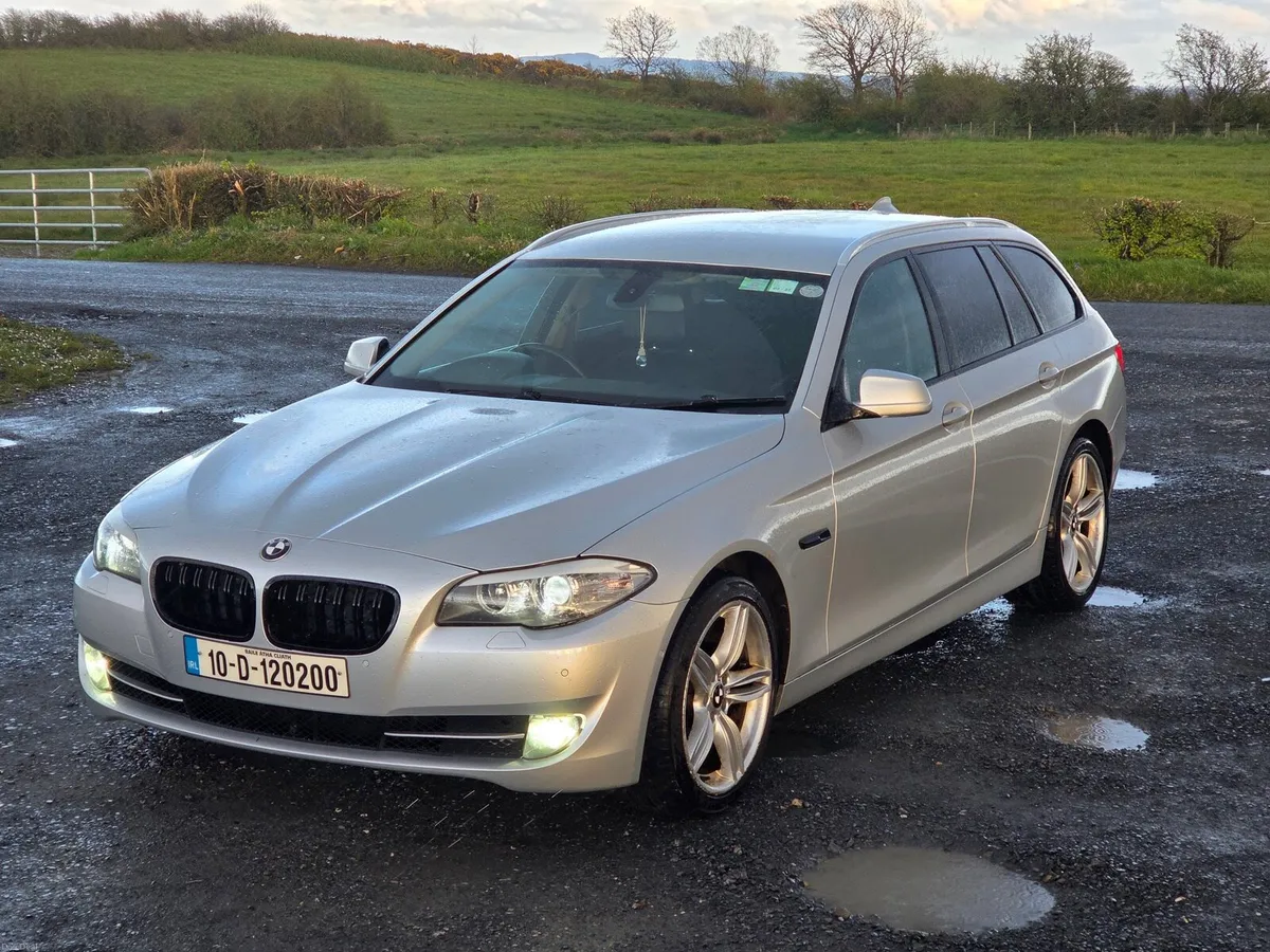 2010 BMW F11 520D Automatic - Image 2