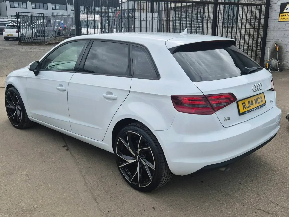2014 (142) AUDI A3 1.6 TDI SE. INCLUDES VRT. - Image 4