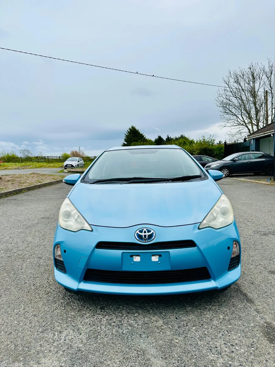 TOYOYA AQUA 2012 1.5L PETROL HYBRID - Image 1