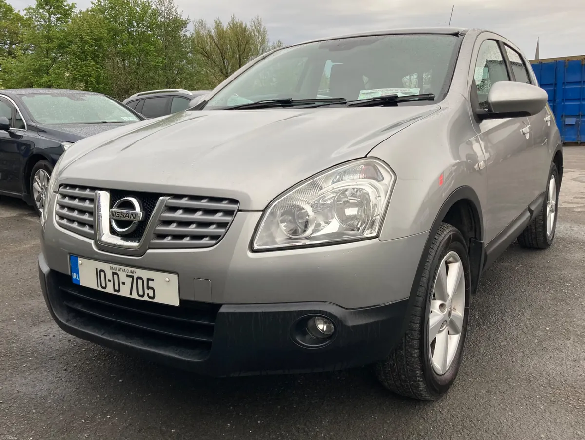 Nissan Qashqai 1.5d SVE 4X2 Panoramic Sunroof - Image 2