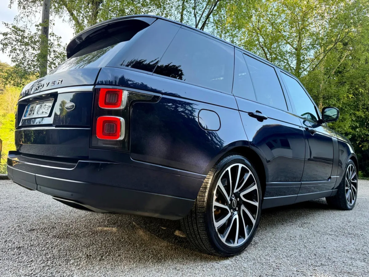 Land Rover Range Rover P400 VOGUE…*Opening Sunroof - Image 6