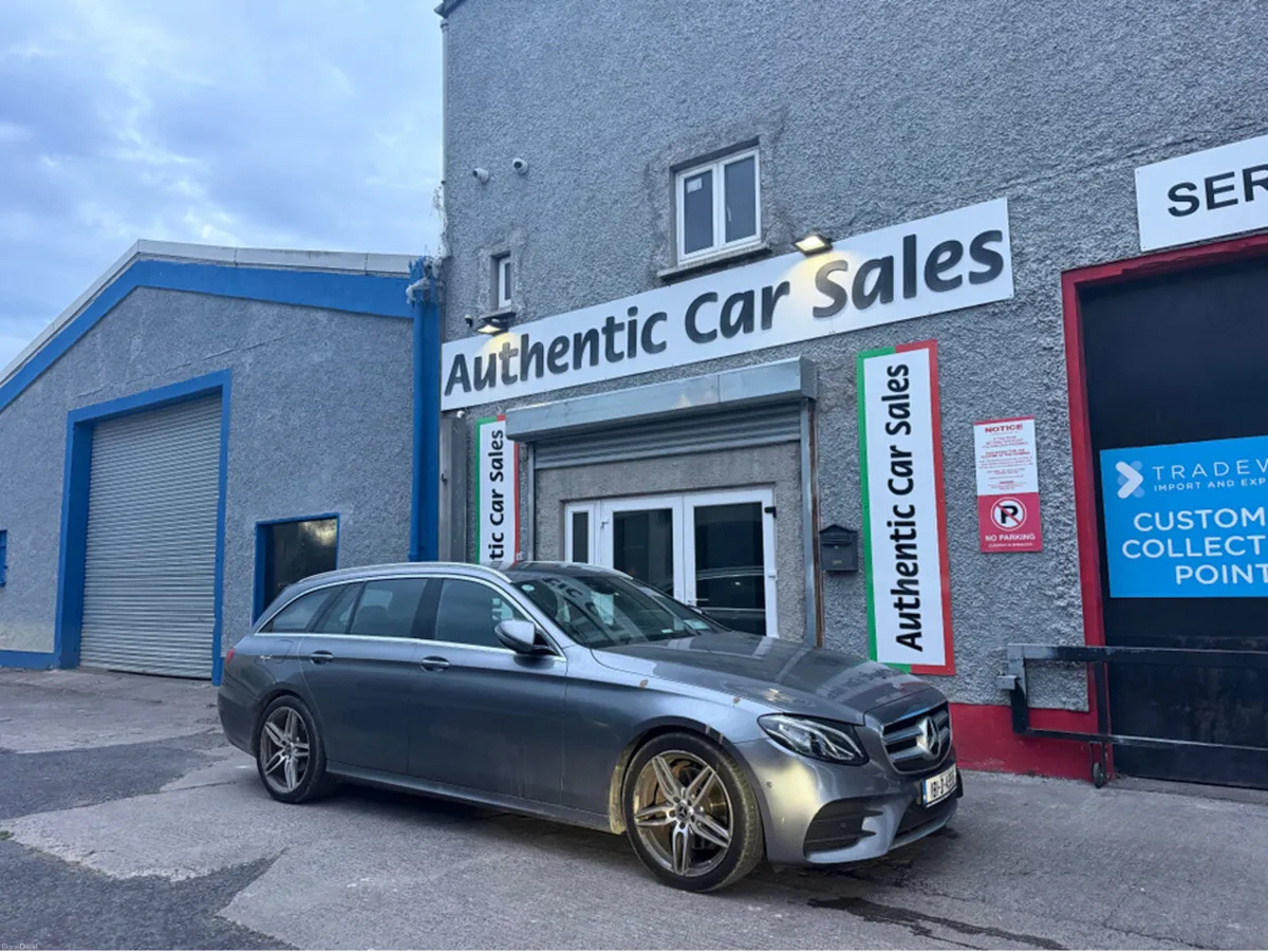 Mercedes-Benz E-Class E220 D AMG LINE 5DR AUTO CDI - Image 1