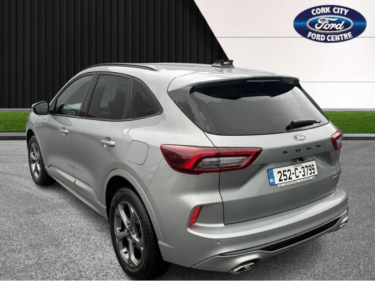 Ford Kuga ST-LINE 5DR 2.5HEV225 S6.2 - Image 3