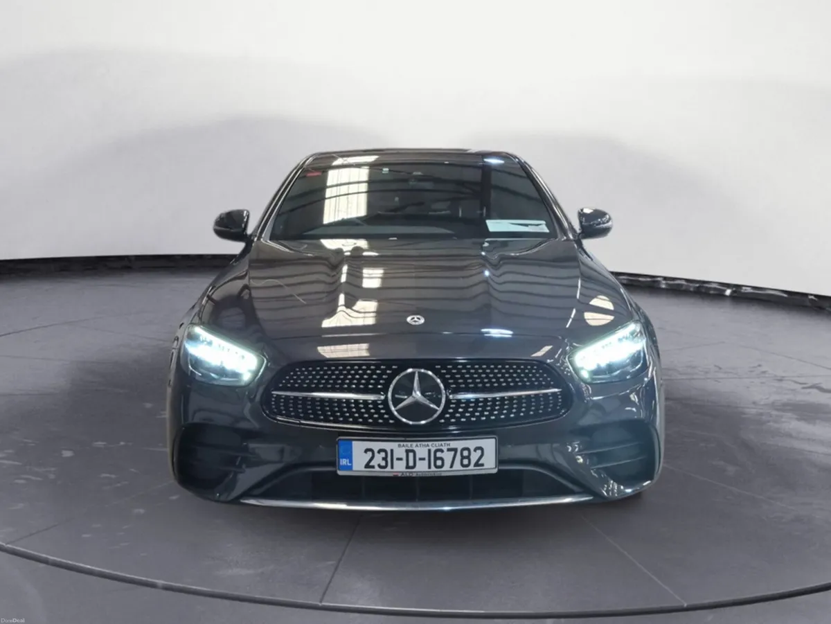 Mercedes-Benz E-Class D E220 4DR AUTO - Image 2