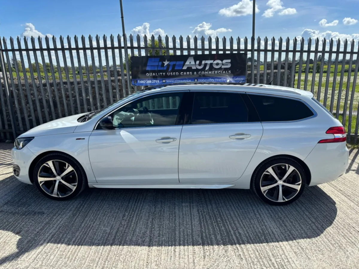Peugeot 308 GT Line Estate 1.2 Purtech automatic - Image 2