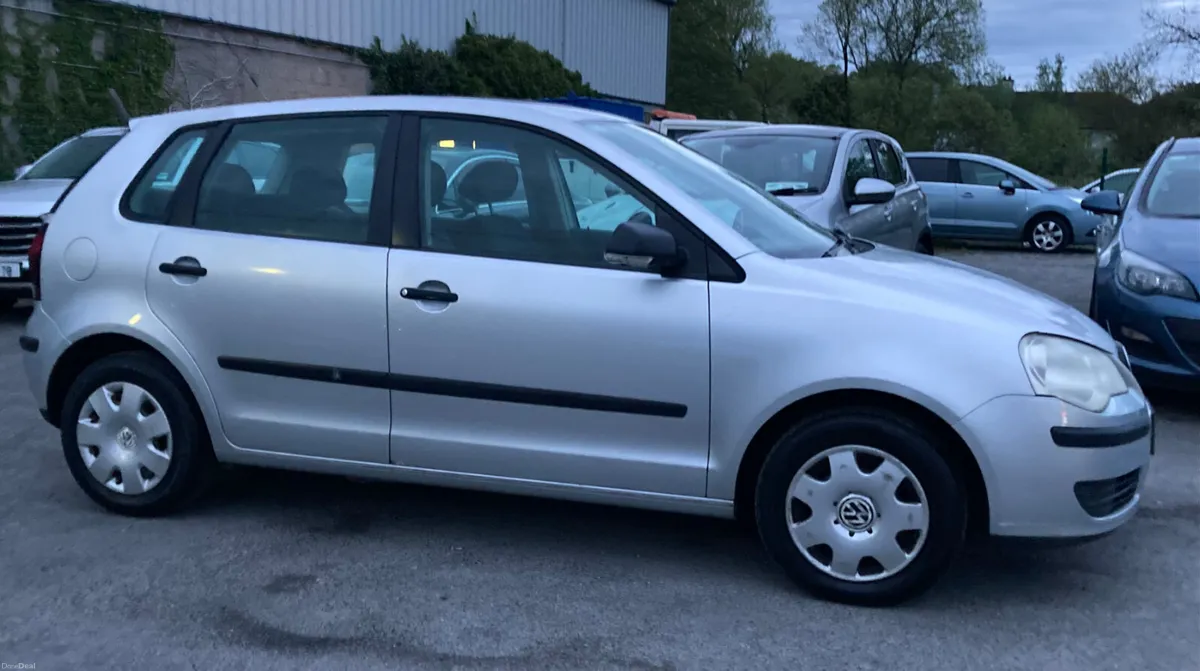 Volkswagen Polo 1.2 Elite Edition with Sunroof - Image 4