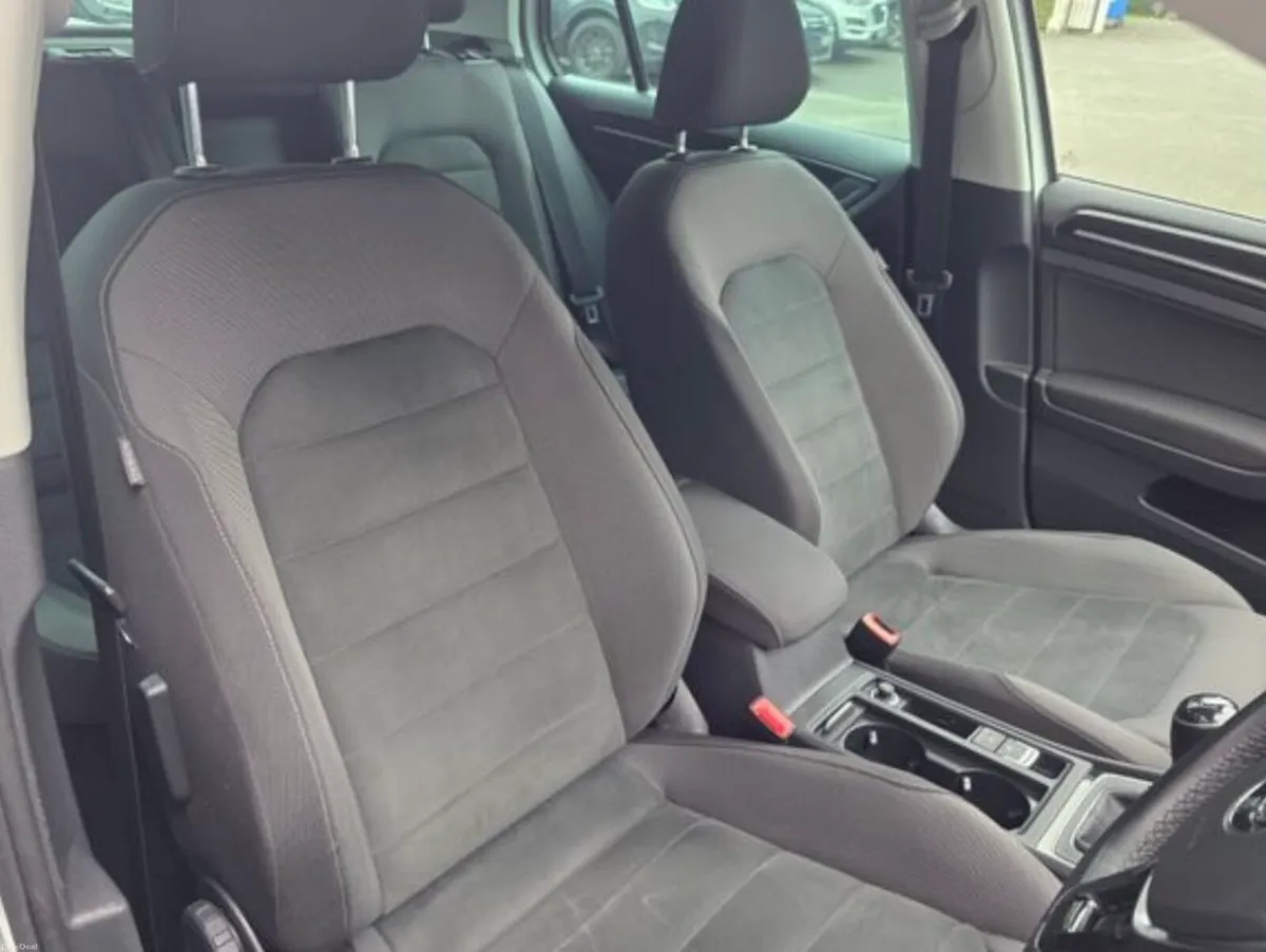 Golf R line - Image 3