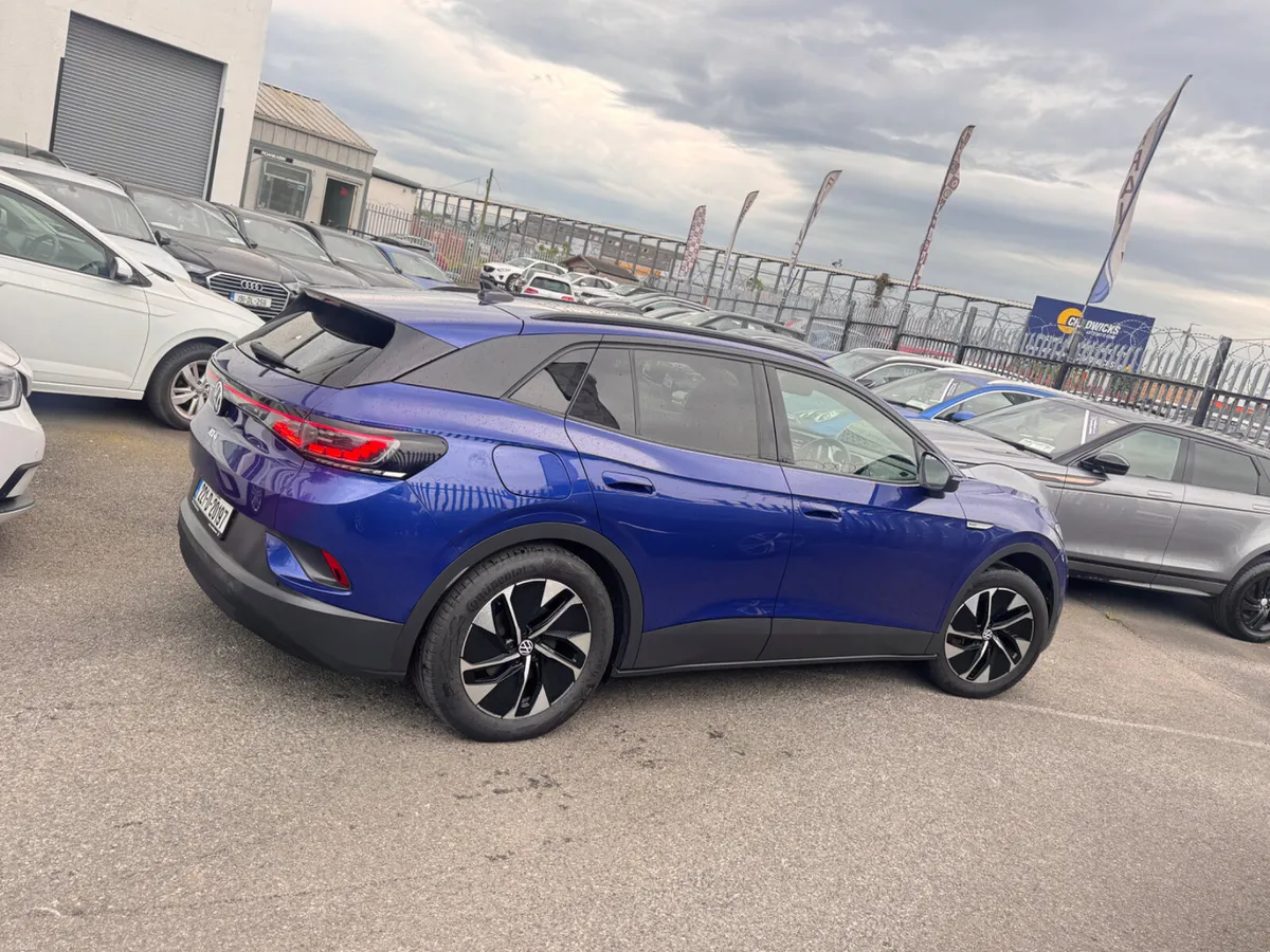 2022  Volkswagen ID.4 Glass Roof - Image 6