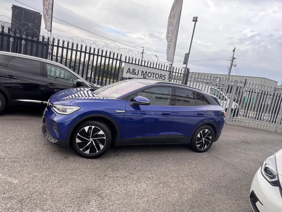 2022  Volkswagen ID.4 Glass Roof - Image 2