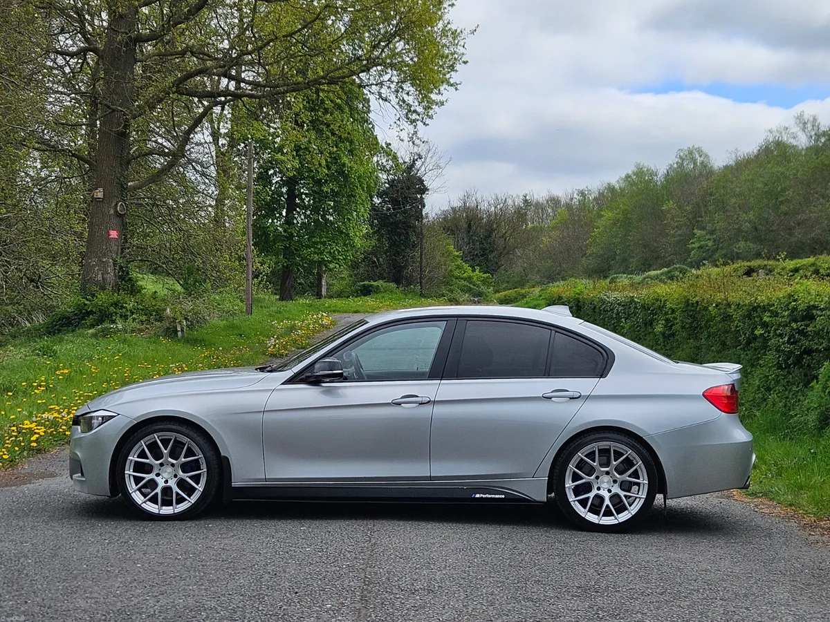 BMW 3-Series 2015 - NI Registered - Image 3