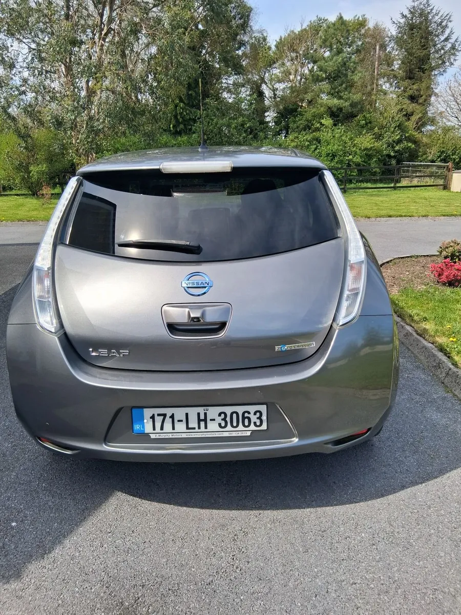 2017 Nissan Leaf 30kWh Tekna – Top Spec - Image 3