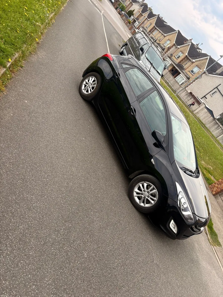 Hyuden i30 - Image 4