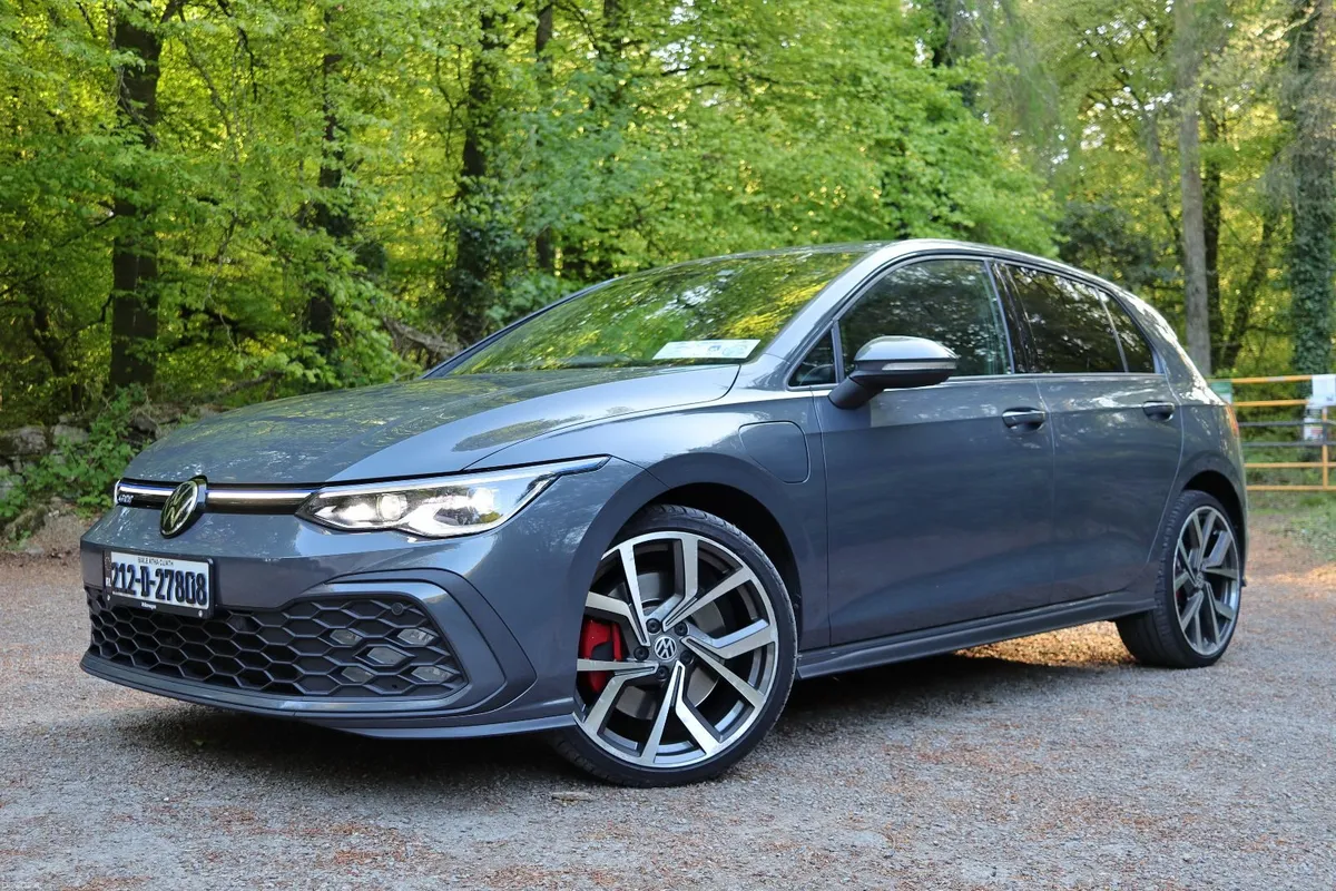 2021 Volkswagen Golf TSI GTE  204PS - Image 1