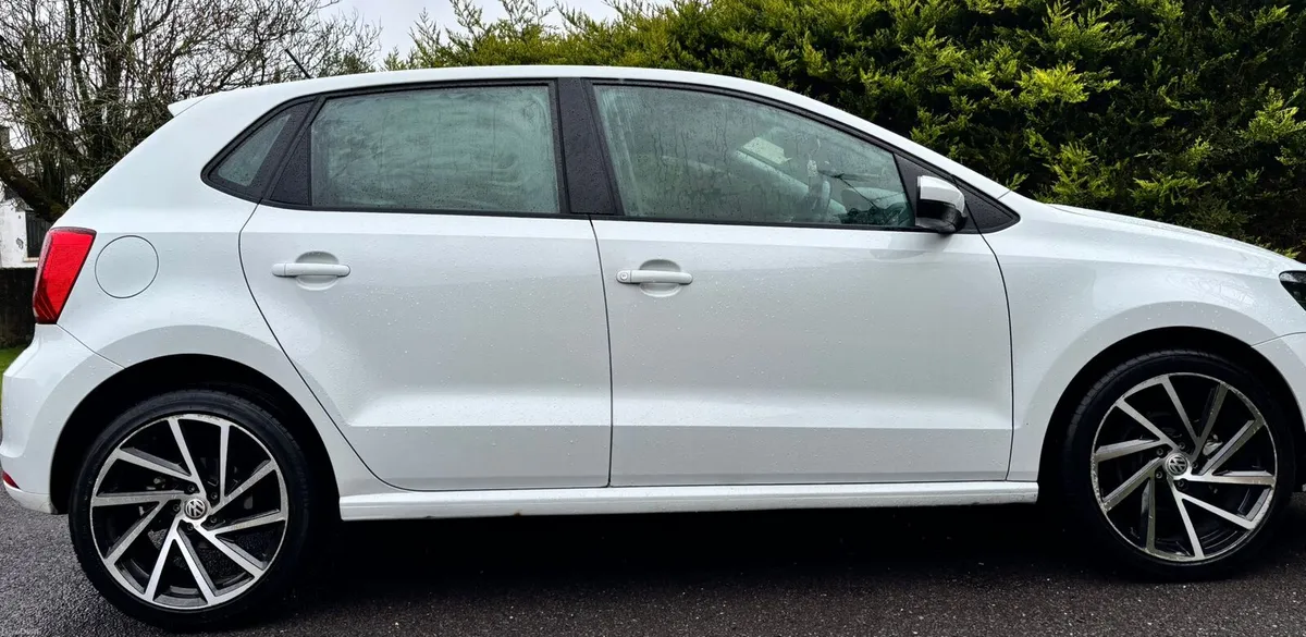 Volswagen Polo - Image 4