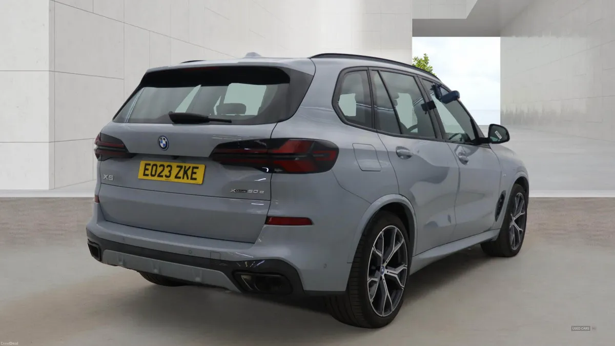 BMW X5 ESTATE - Image 4